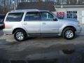 2000 Silver Metallic Lincoln Navigator 4x4  photo #8