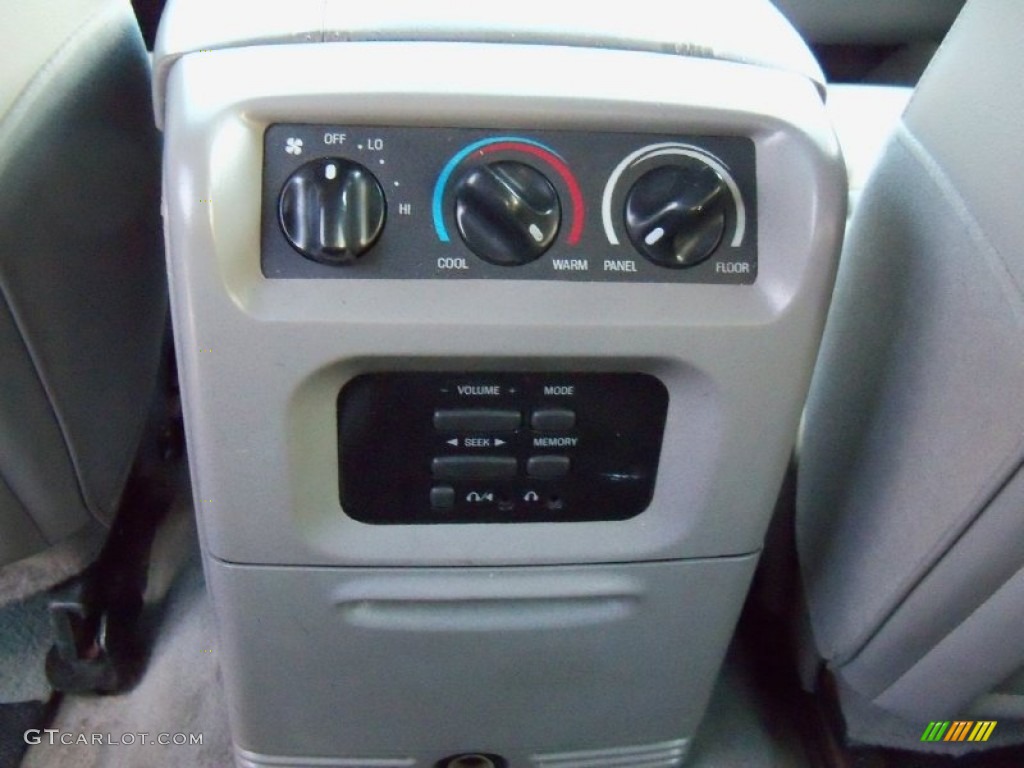 2000 Navigator 4x4 - Silver Metallic / Medium Graphite photo #13