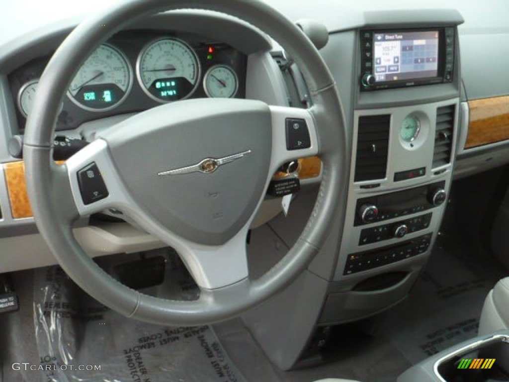 2010 Chrysler Town & Country Limited Medium Pebble Beige/Cream Steering Wheel Photo #58611135
