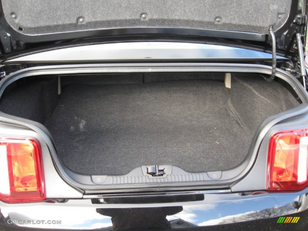 2011 Ford Mustang GT Premium Coupe Trunk Photo #58617311