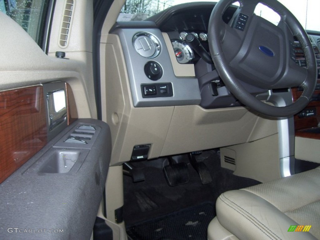 2010 F150 Lariat SuperCrew 4x4 - Dark Blue Pearl Metallic / Tan photo #8