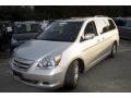 2005 Silver Pearl Metallic Honda Odyssey EX-L  photo #1