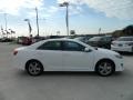 Super White - Camry SE Photo No. 5