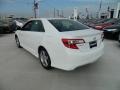 Super White - Camry SE Photo No. 8