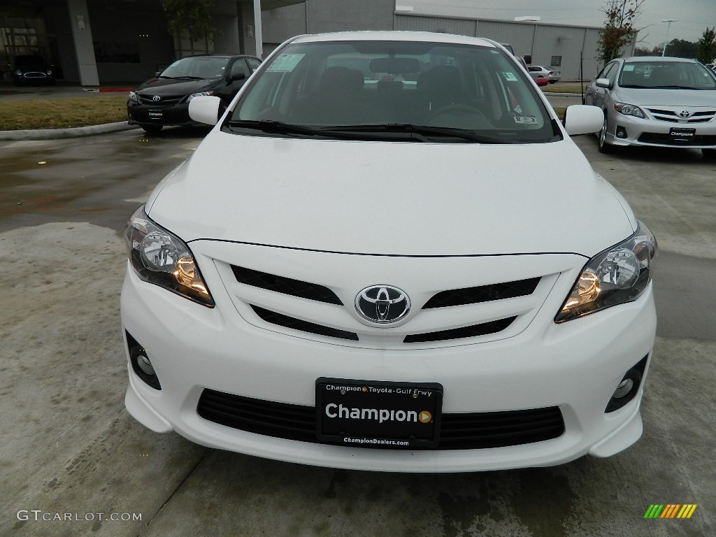 2011 Corolla S - Super White / Dark Charcoal photo #2