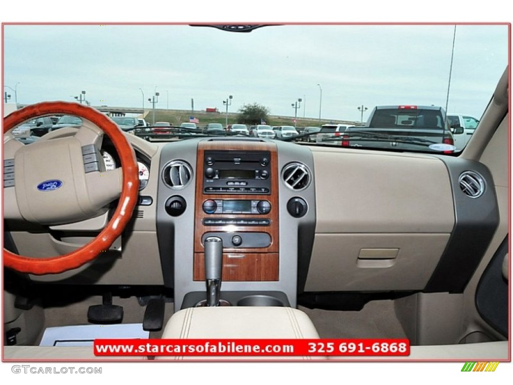 2004 F150 Lariat SuperCrew - Oxford White / Tan photo #26