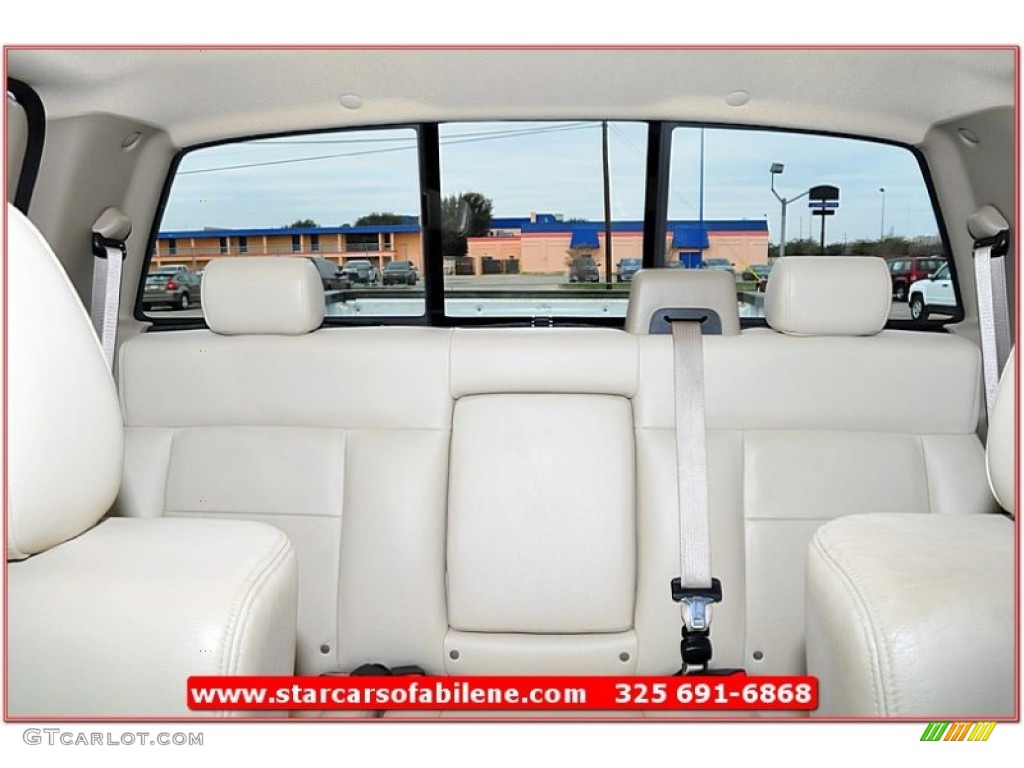 2004 F150 Lariat SuperCrew - Oxford White / Tan photo #31