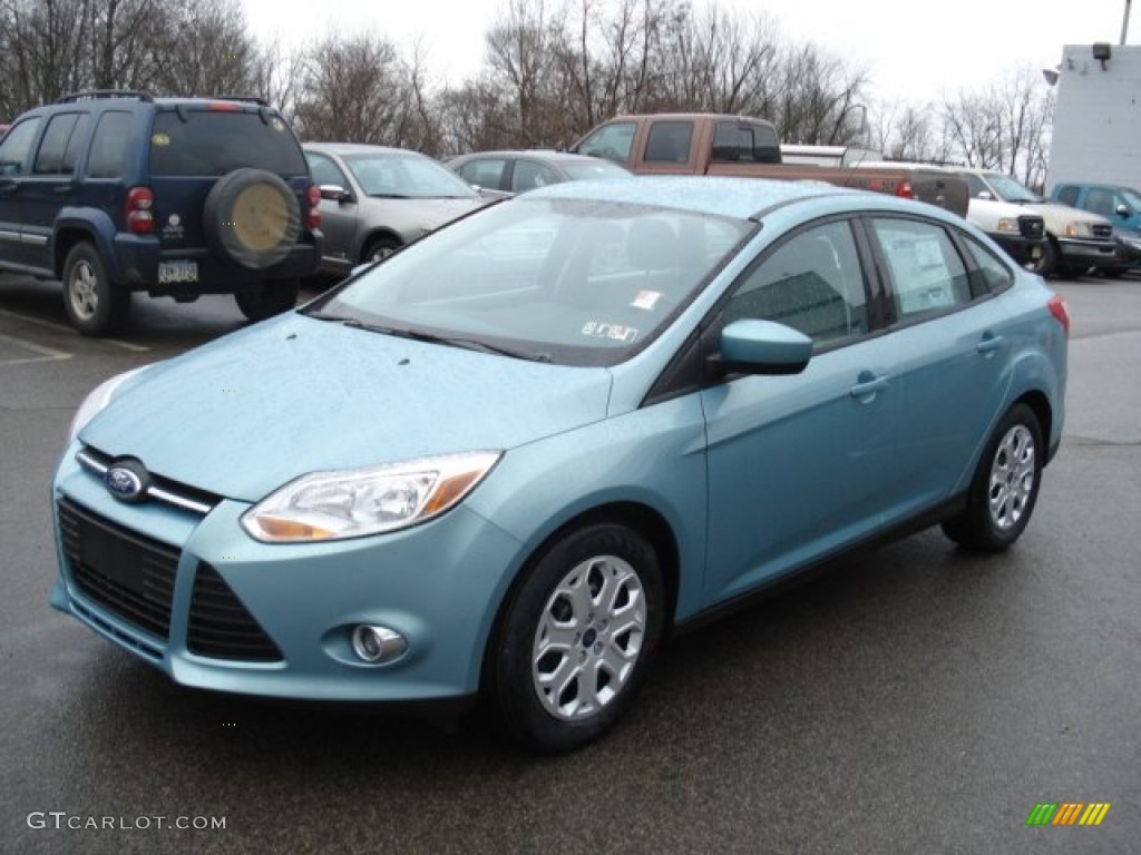 2012 Focus SE Sedan - Frosted Glass Metallic / Stone photo #4