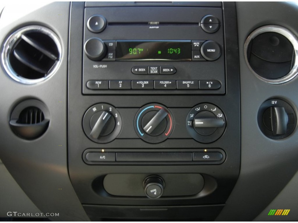 2007 Ford F150 XLT SuperCab Controls Photos