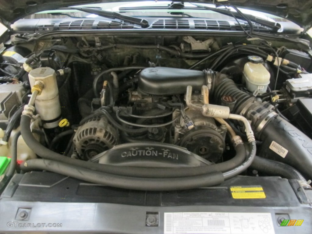 2001 GMC Jimmy SLE 4x4 4.3 Liter OHV 12-Valve V6 Engine Photo #58645025