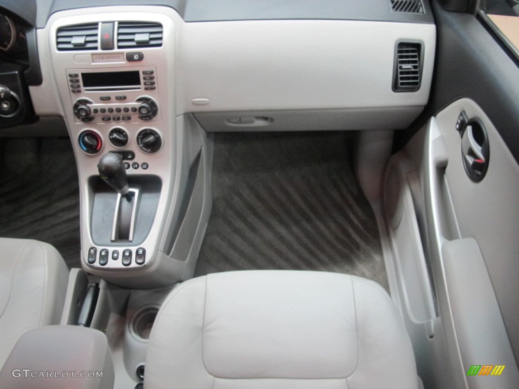 2005 Equinox LT AWD - Black / Light Gray photo #28