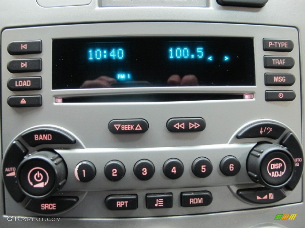 2005 Equinox LT AWD - Black / Light Gray photo #32