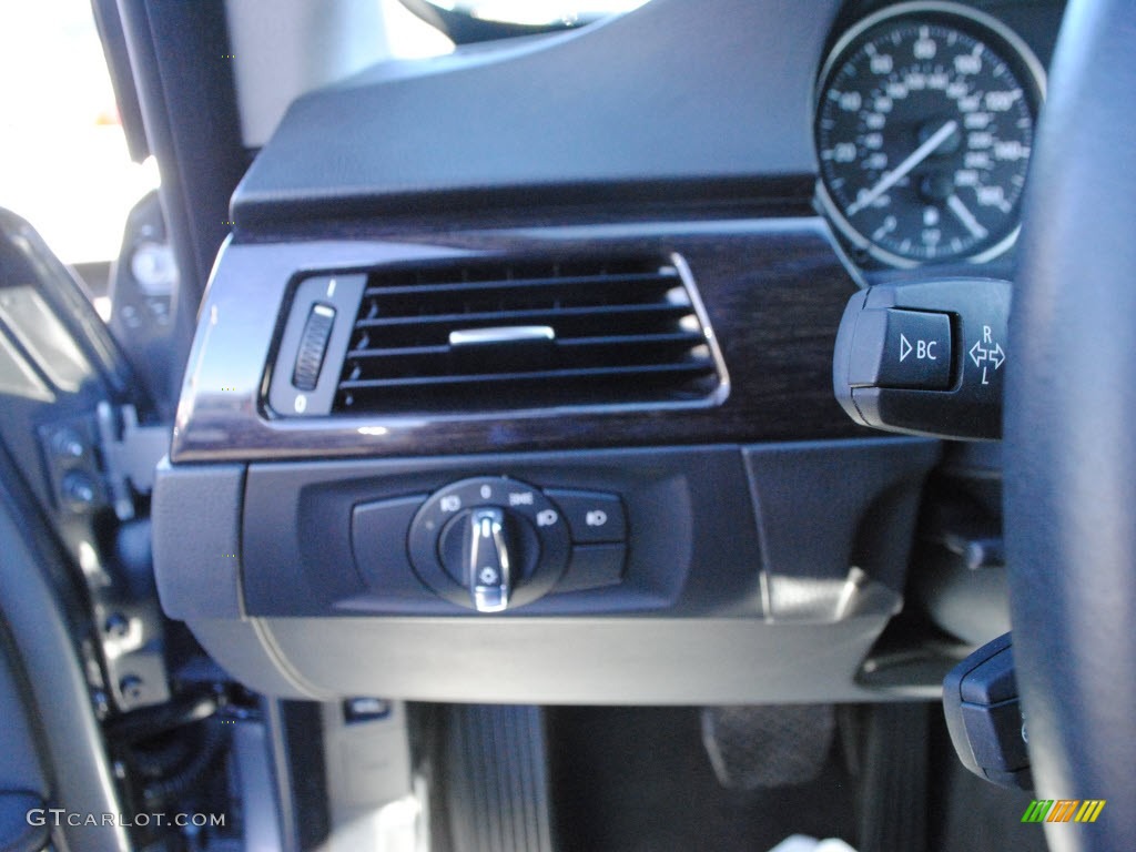 2011 3 Series 328i Coupe - Space Gray Metallic / Black photo #25