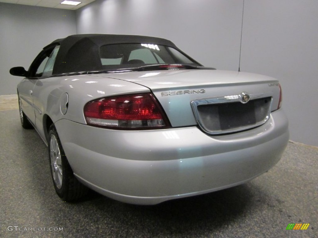 2004 Sebring Limited Convertible - Bright Silver Metallic / Taupe photo #5