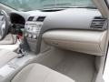 Super White - Camry LE Photo No. 20