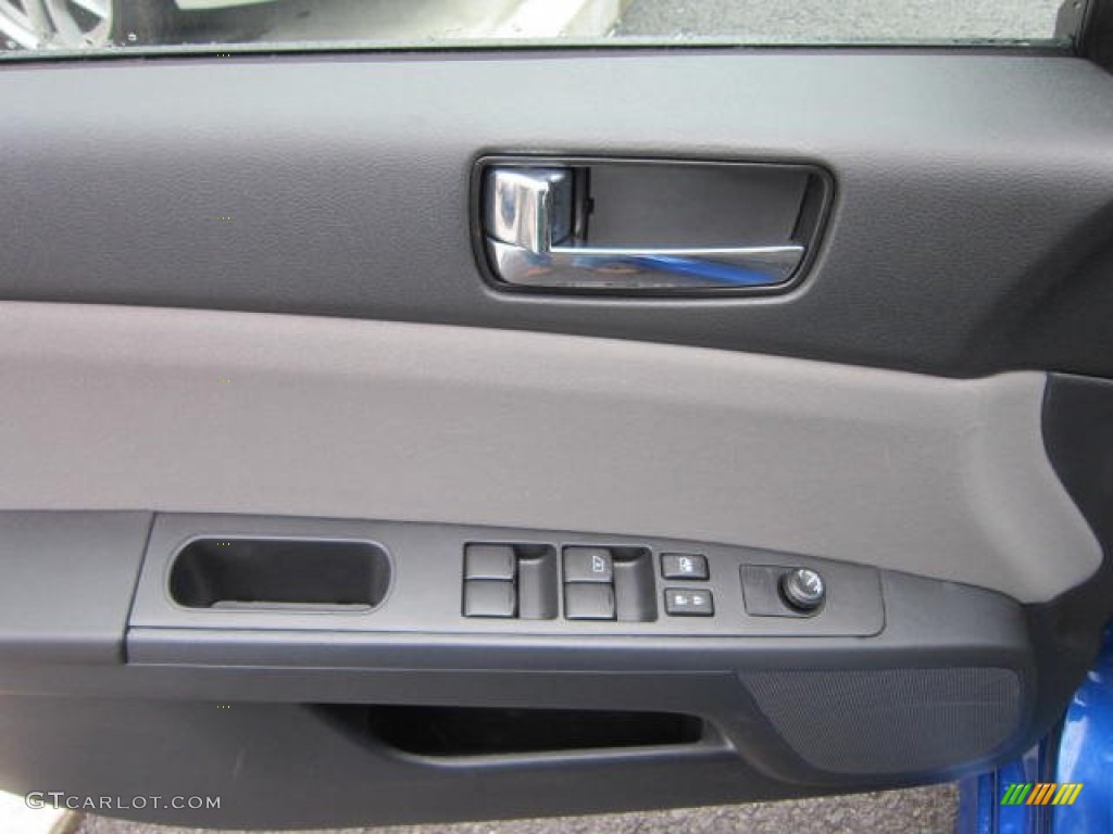 2012 Sentra 2.0 SR Special Edition - Metallic Blue / Charcoal photo #17