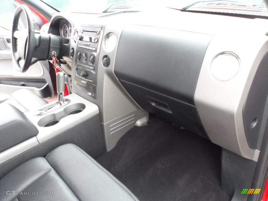 2006 Ford F150 FX4 SuperCrew 4x4 Black Dashboard Photo #58656659