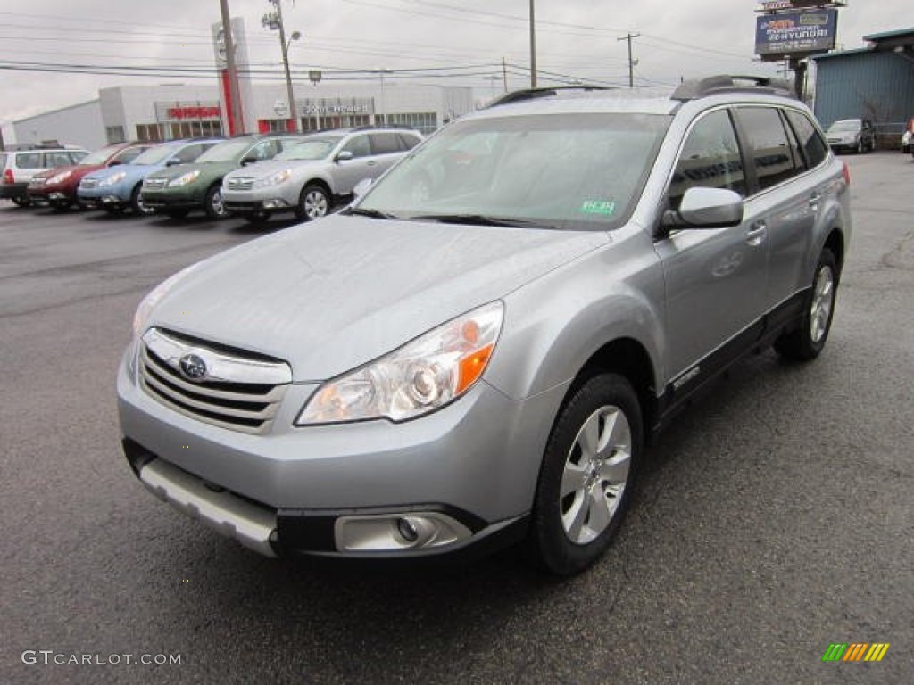 2012 Outback 3.6R Limited - Ice Silver Metallic / Off Black photo #3