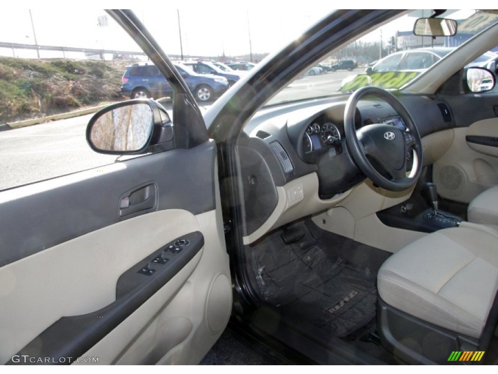 2010 Elantra Touring GLS - Ebony Black / Beige photo #11