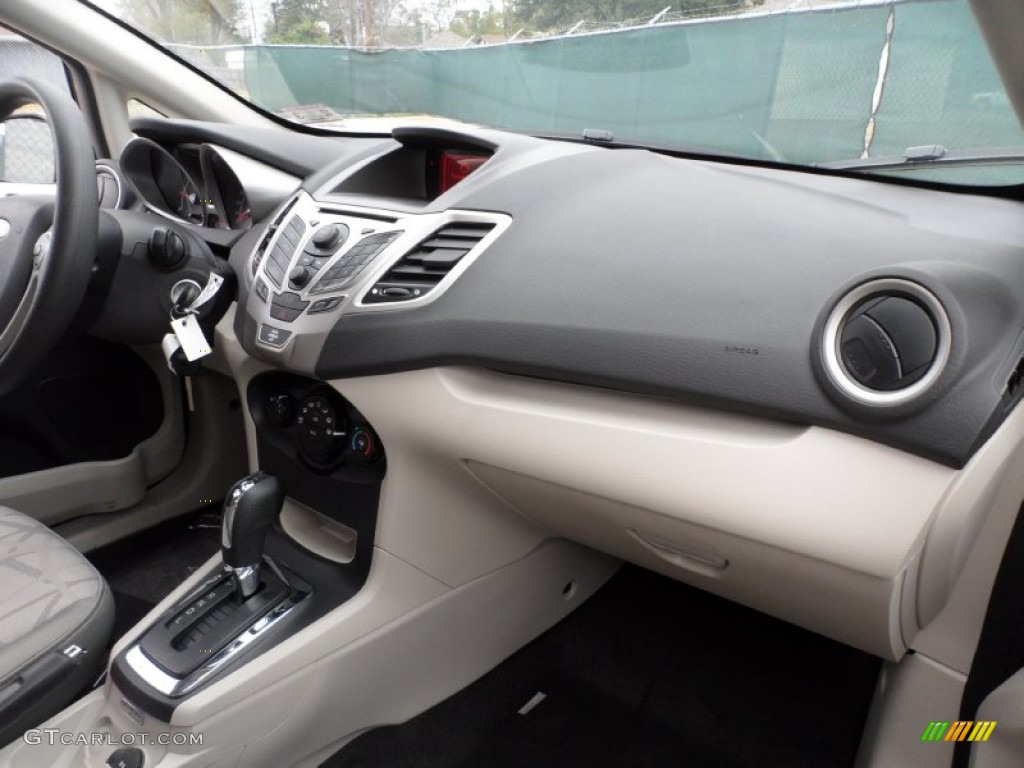 2012 Ford Fiesta SE SFE Hatchback Light Stone/Charcoal Black Dashboard Photo #58658195