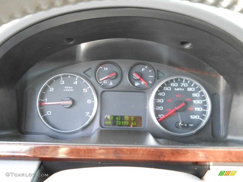 2005 Ford Five Hundred SEL AWD Gauges Photos