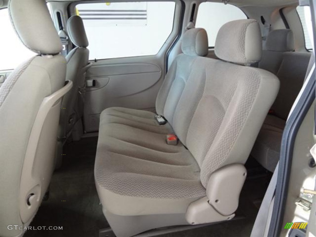 2007 Town & Country  - Linen Gold Metallic / Medium Slate Gray photo #10