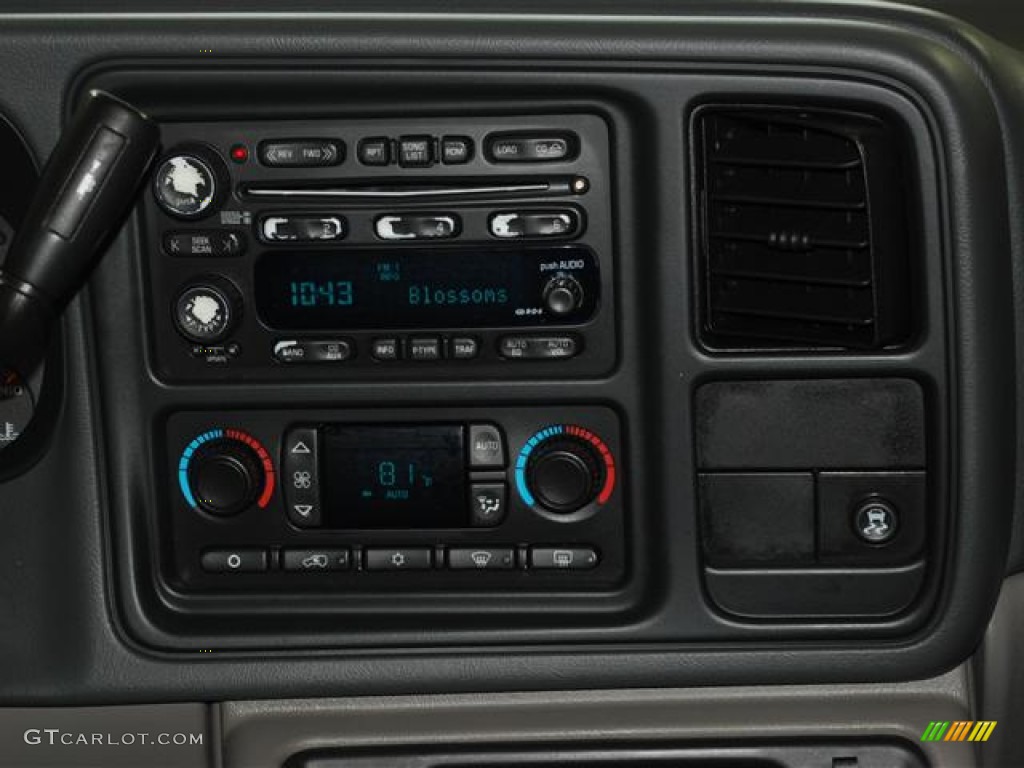 2004 Yukon XL 1500 SLT - Silver Birch Metallic / Neutral/Shale photo #13