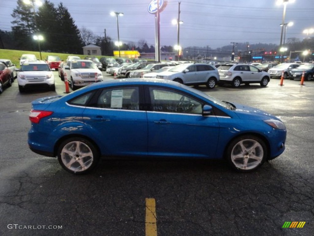 2012 Focus Titanium Sedan - Blue Candy Metallic / Charcoal Black Leather photo #5