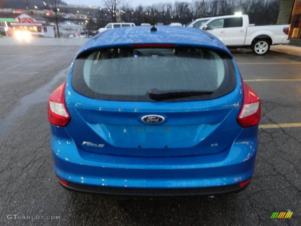 2012 Focus SE Sport 5-Door - Blue Candy Metallic / Two-Tone Sport photo #3