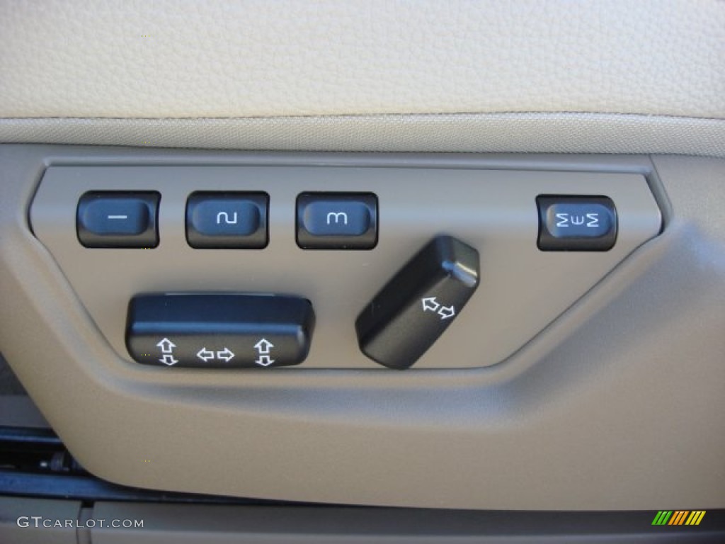 2011 XC90 3.2 AWD - Caper Green Metallic / Beige photo #16