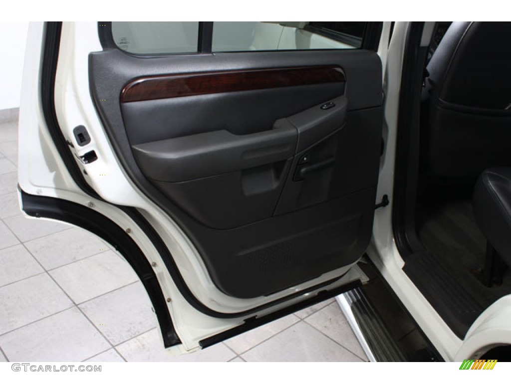 2004 Explorer Limited AWD - Ceramic White Tri Coat Metallic / Graphite photo #14