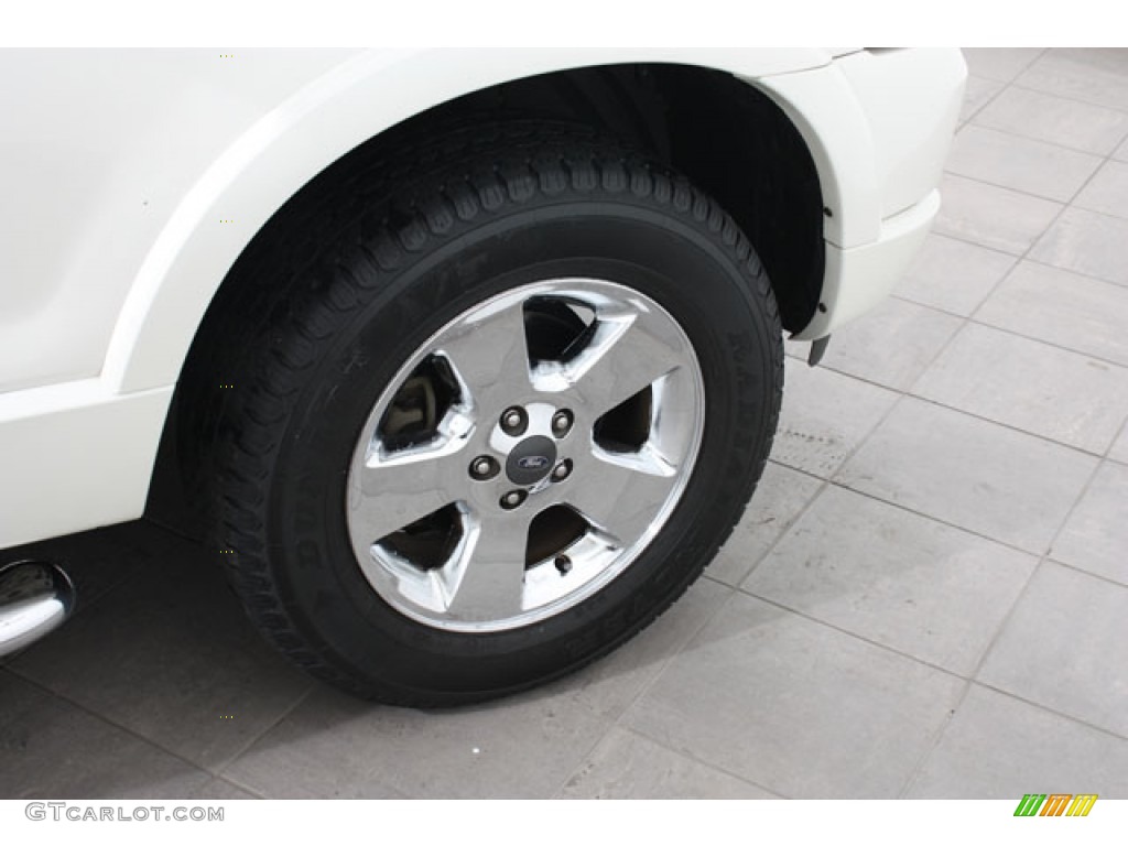 2004 Explorer Limited AWD - Ceramic White Tri Coat Metallic / Graphite photo #29
