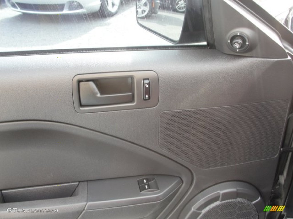 2005 Mustang Roush Stage 1 Coupe - Black / Dark Charcoal/Red photo #17