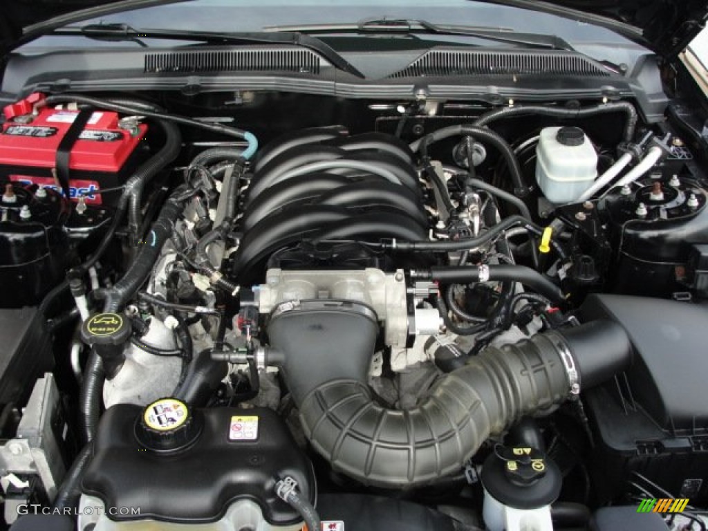 2005 Ford Mustang Roush Stage 1 Coupe Engine Photos