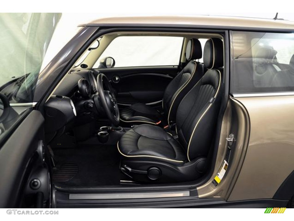 2011 Cooper Hardtop - Velvet Silver Metallic / Carbon Black Lounge Leather photo #24