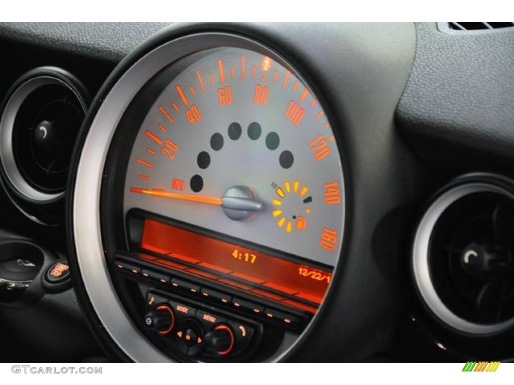 2011 Cooper Hardtop - Velvet Silver Metallic / Carbon Black Lounge Leather photo #31