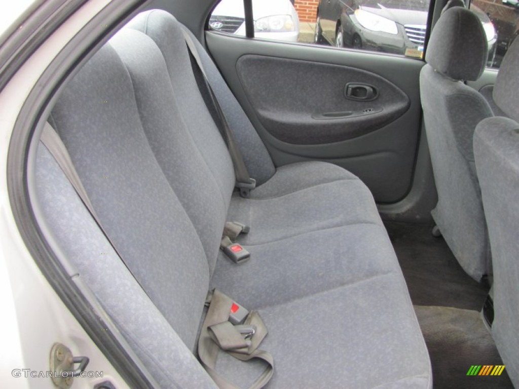 2000 Elantra GLS Sedan - Sandalwood / Gray photo #12