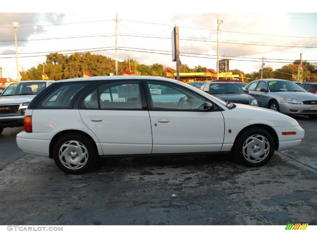 2000 S Series SW2 Wagon - Bright White / Gray photo #4