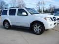 2008 Avalanche White Nissan Pathfinder LE 4x4  photo #2