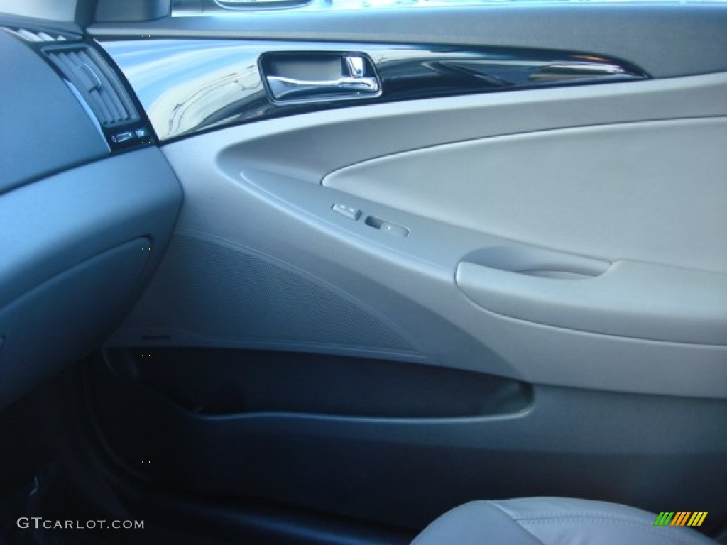 2011 Sonata Limited - Midnight Black / Black photo #20