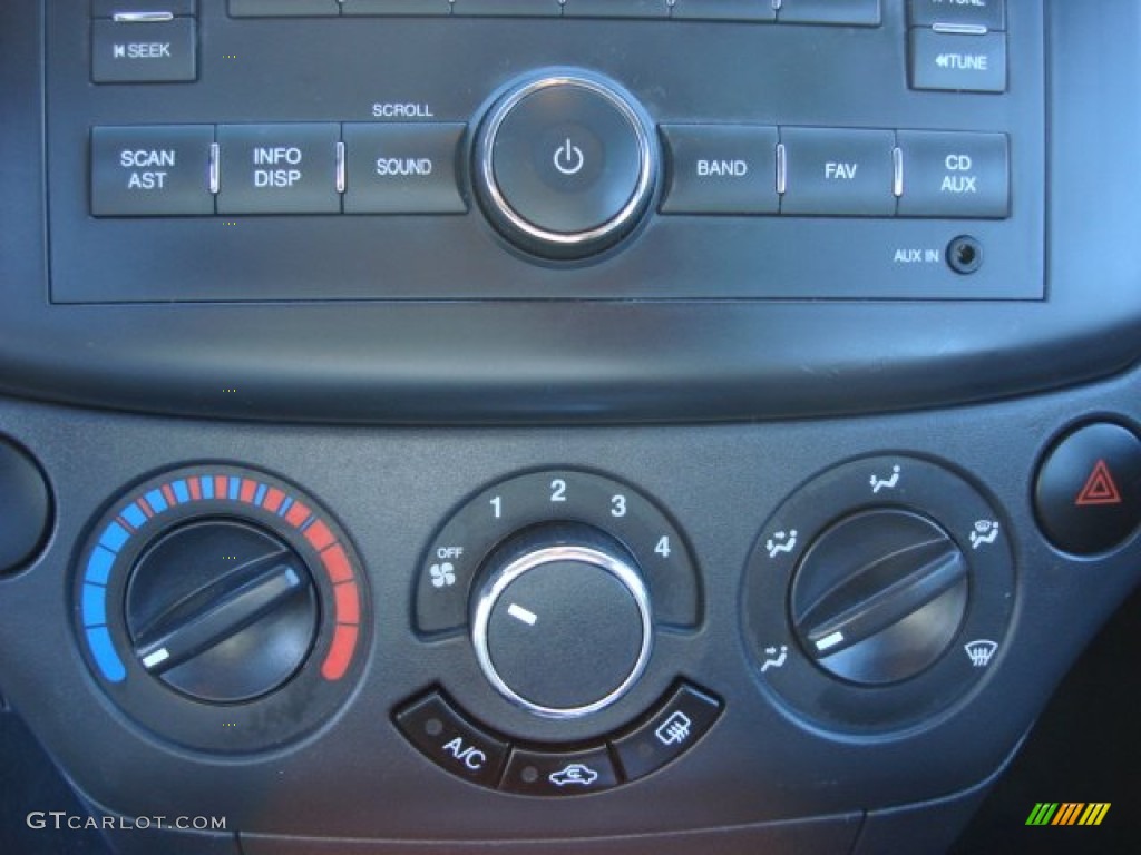 2010 Aveo LT Sedan - Sport Red / Charcoal photo #15