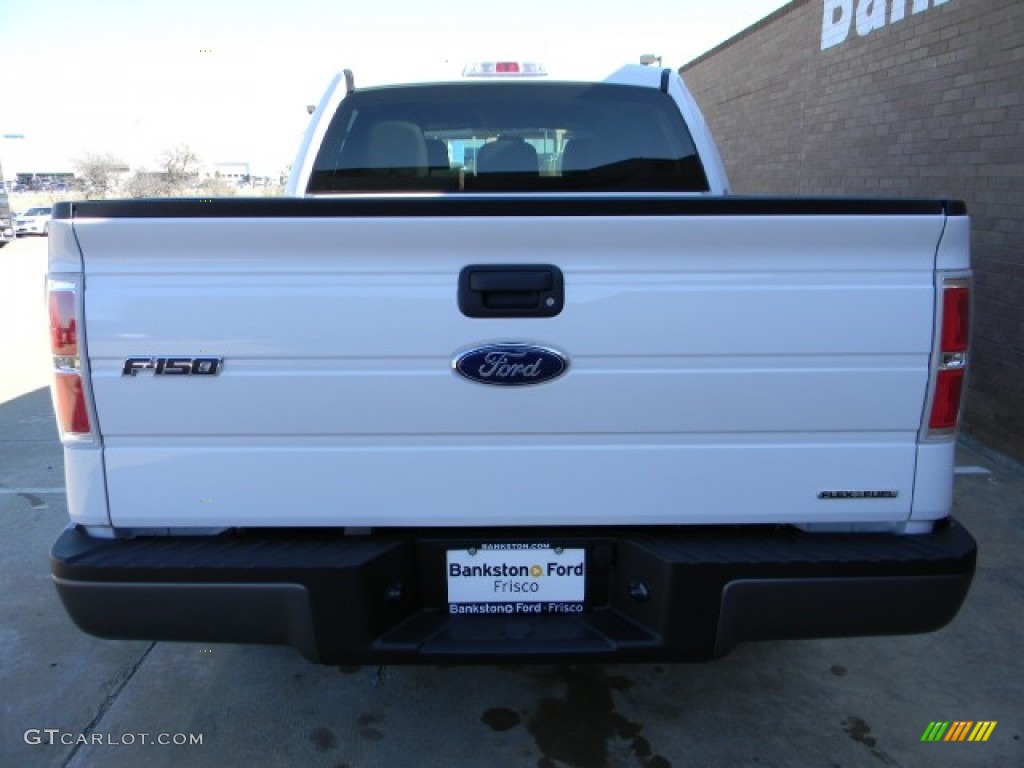 2011 F150 XL SuperCrew - Oxford White / Steel Gray photo #4