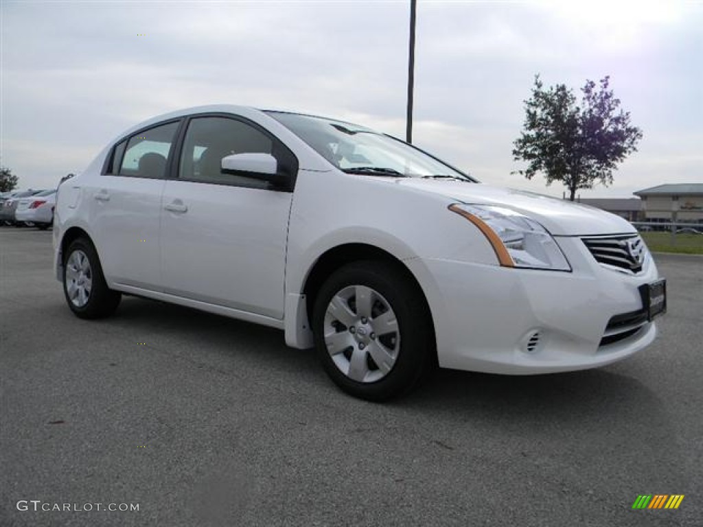 2012 Sentra 2.0 - Aspen White / Beige photo #3