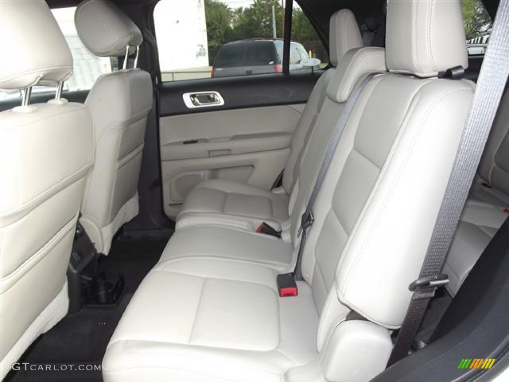 2011 Explorer XLT - White Suede / Medium Light Stone photo #12