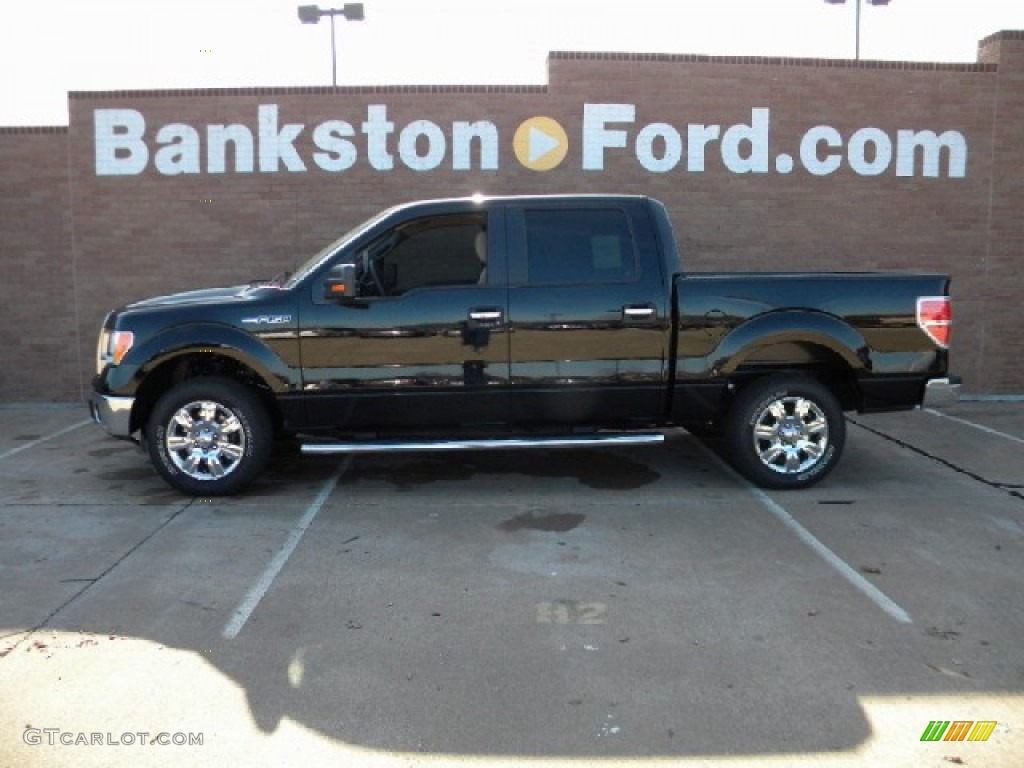 2011 F150 XLT SuperCrew - Tuxedo Black Metallic / Pale Adobe photo #5