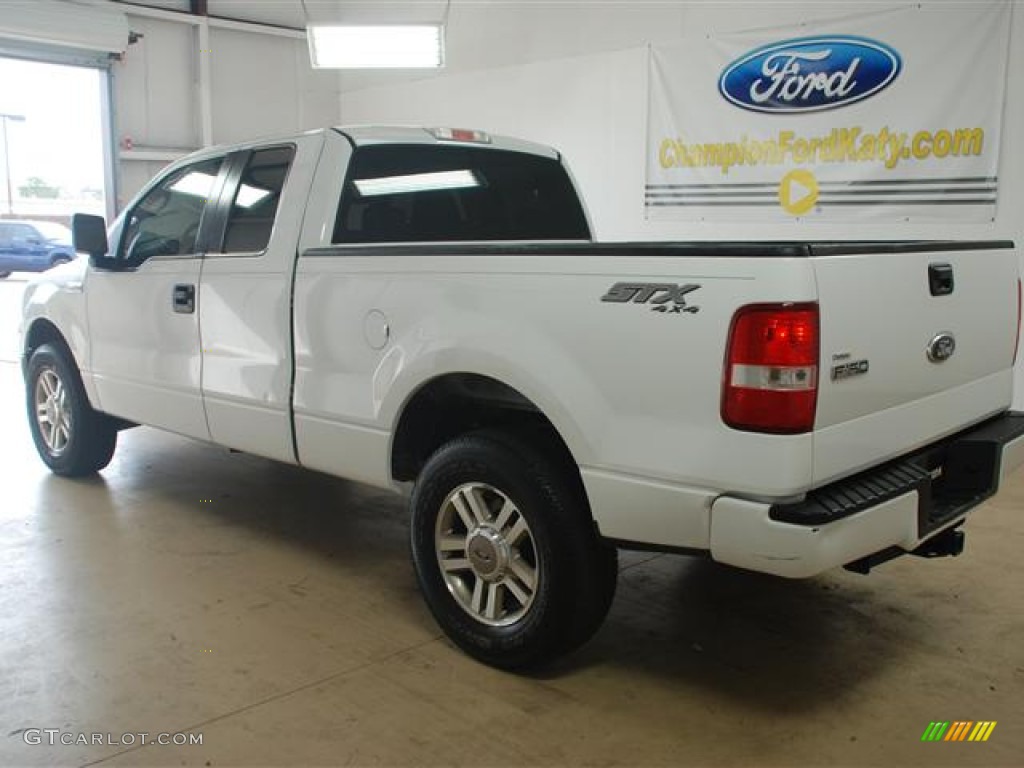 2006 F150 STX SuperCab 4x4 - Oxford White / Medium/Dark Flint photo #6