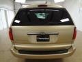 Champagne Pearl - Town & Country LXi Photo No. 5