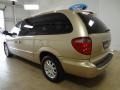 Champagne Pearl - Town & Country LXi Photo No. 6