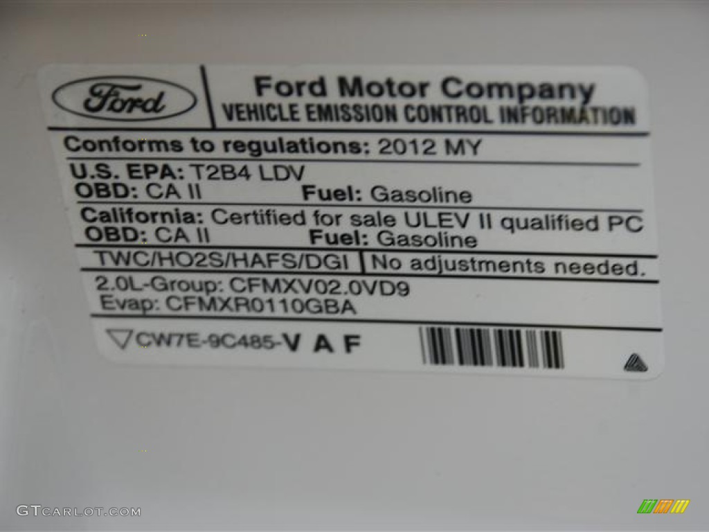 2012 Focus Titanium Sedan - White Platinum Tricoat Metallic / Charcoal Black photo #20