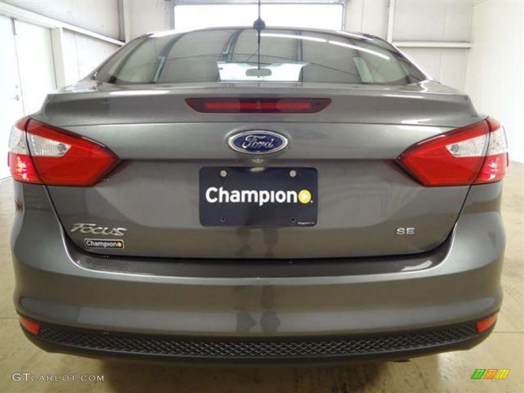 2012 Focus SE Sedan - Sterling Grey Metallic / Charcoal Black photo #6